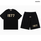 ESSENTIALS 1977 Summer Set